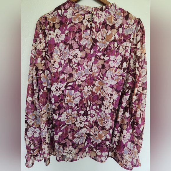 Emily Wonder Women's Floral Blouse - Picture 2 of 9
